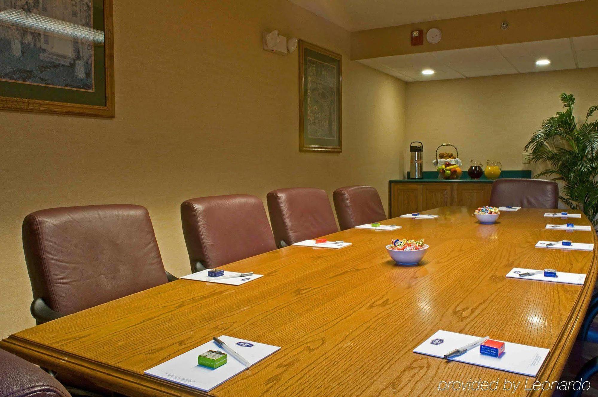 Hampton Inn Fall River/Westport North Westport Perniagaan gambar